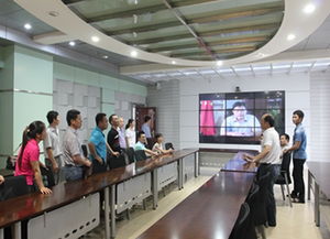 羅城縣電大 一村一貧困村村干學員代表回母校參觀學習